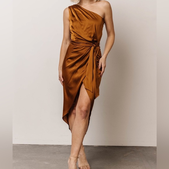 (Bronze) Celia One Shoulder Midi Dress - Picture 3 of 16